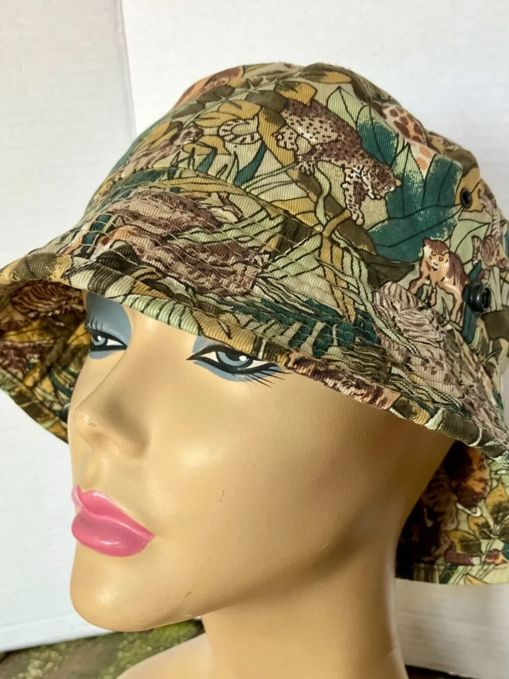 Vintage Bucket hat with snaps and animal collage print